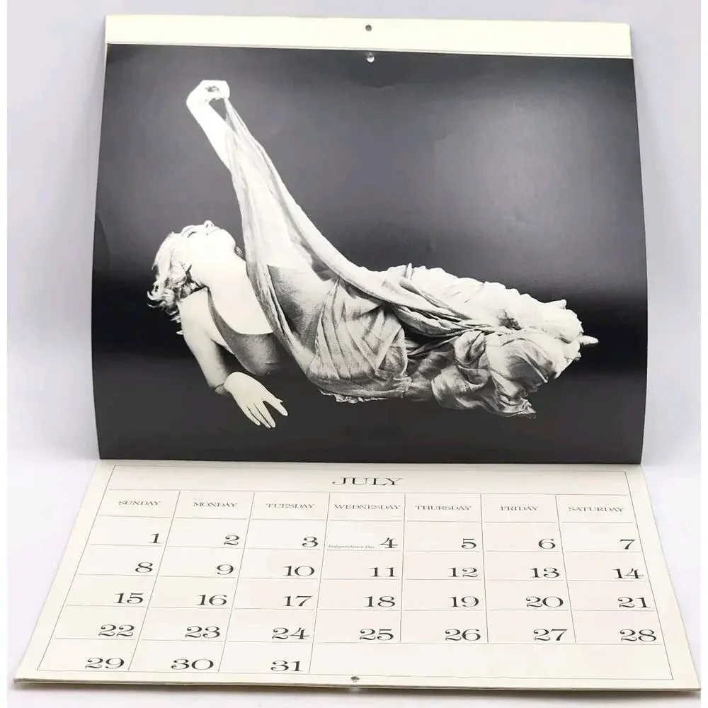 Marilyn Monroe 1984 Calendar Oversized B & W Pin-Up Photos by Milton Greene VTG